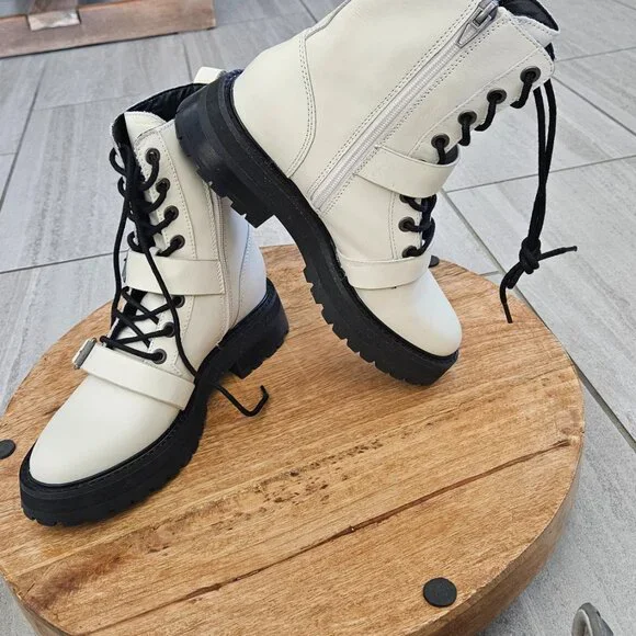 Dolce Vita (NWOB) Ronson combat boots cream and black size 6.5 women NWOT - Picture 7 of 12